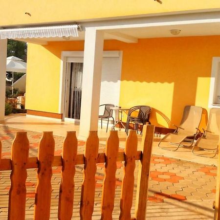 Apartman Kolan Kültér fotó