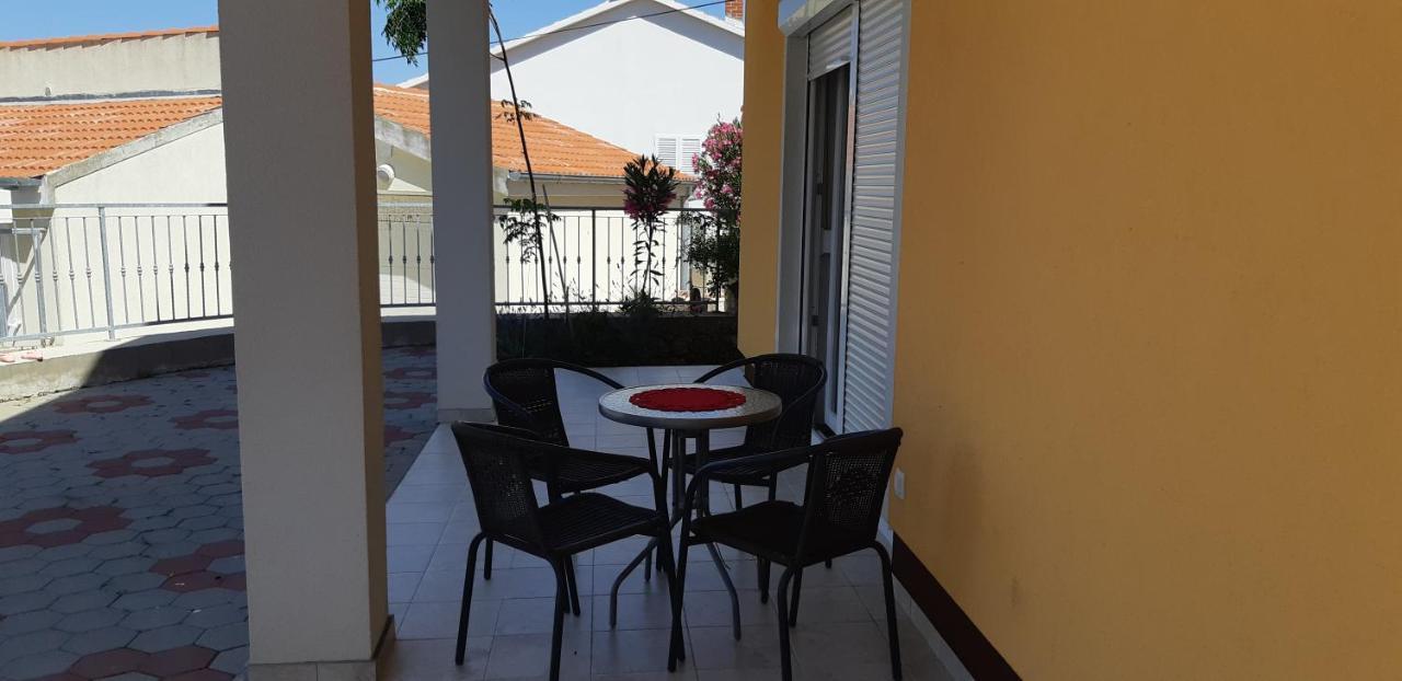 Apartman Kolan Kültér fotó